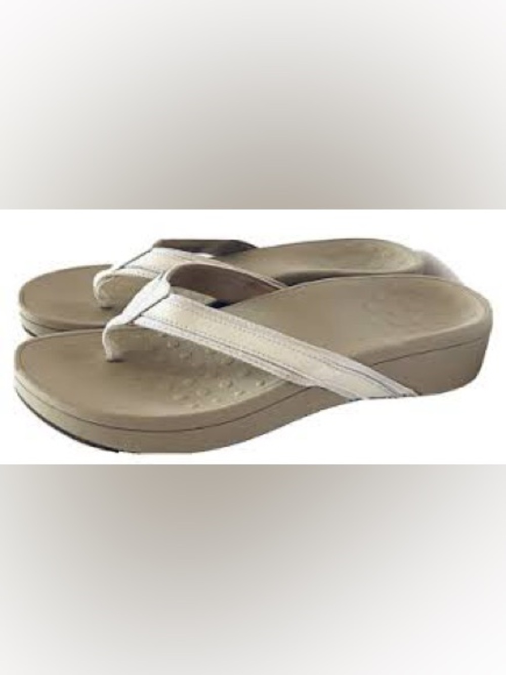 Vionic Hightide Wedge Comfort Thong size 10 Flip Flops butter yellow/ white/ tan - Picture 8 of 8